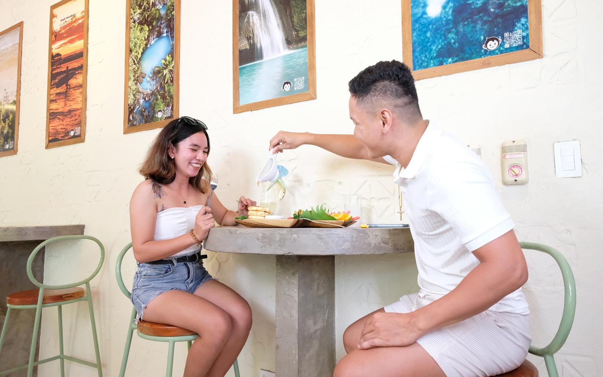 Mad Monkey Dumaguete Hostel Dumaguete City Екстериор снимка