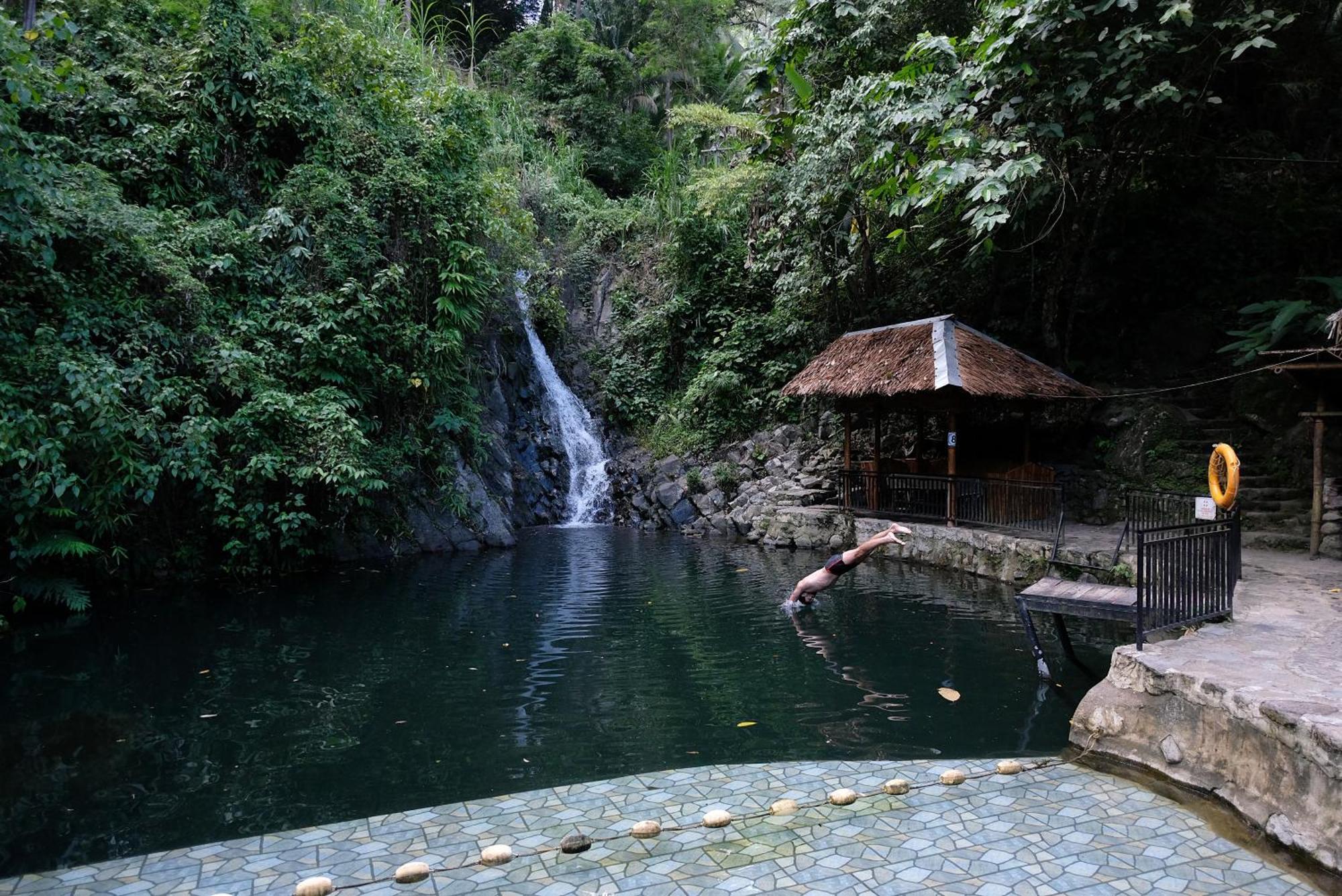Mad Monkey Dumaguete Hostel Dumaguete City Екстериор снимка